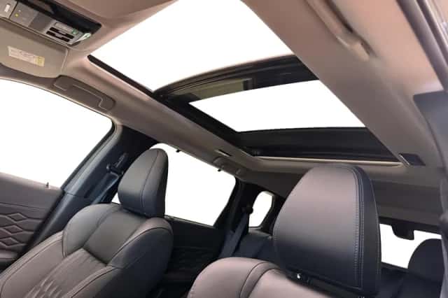 Mitsubishi Outlander (2025) thumbnail 15