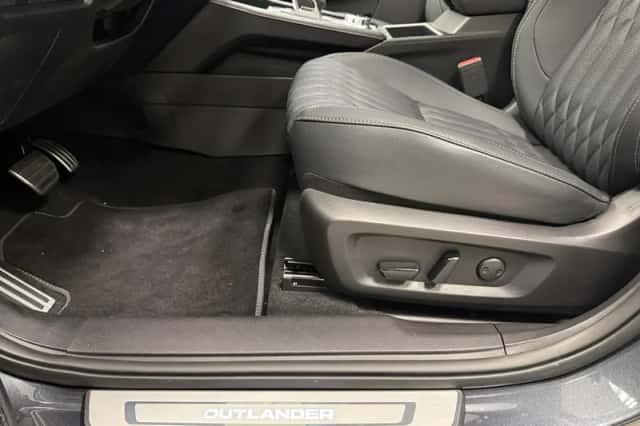 Mitsubishi Outlander (2025) thumbnail 17