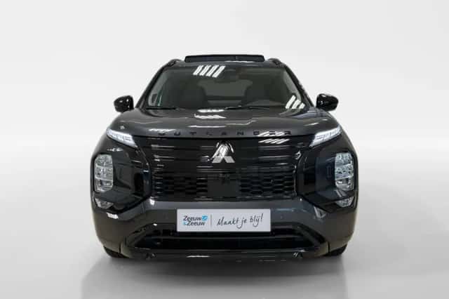 Mitsubishi Outlander (2025) thumbnail 5