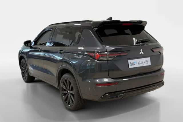 Mitsubishi Outlander (2025) thumbnail 6