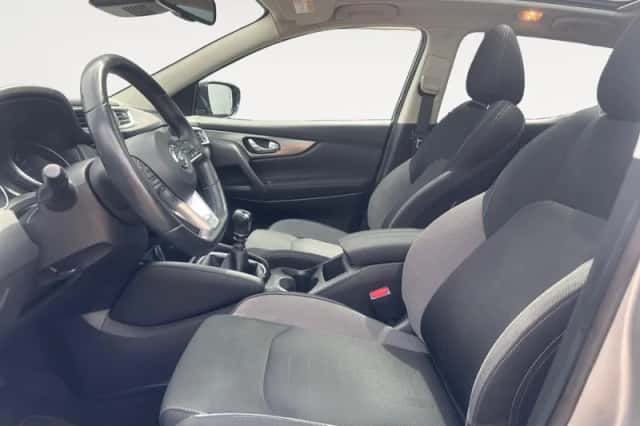 Nissan Qashqai (2018) thumbnail 14