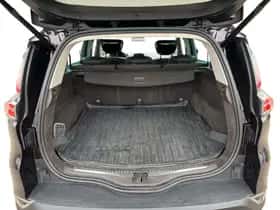 Renault Espace (2018) thumbnail 18