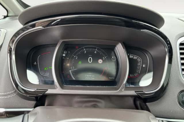 Renault Espace (2018) thumbnail 19