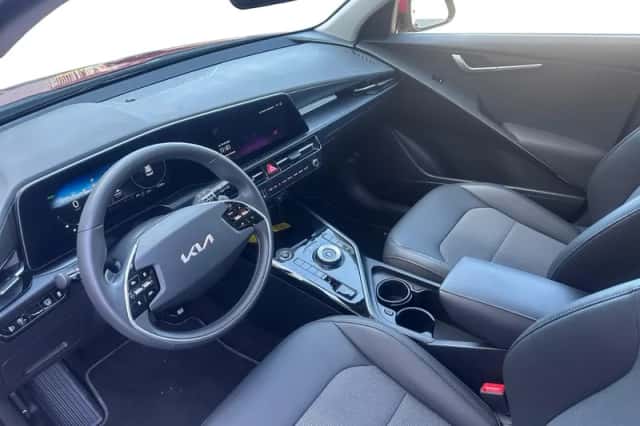 Kia Niro (2024) thumbnail 17