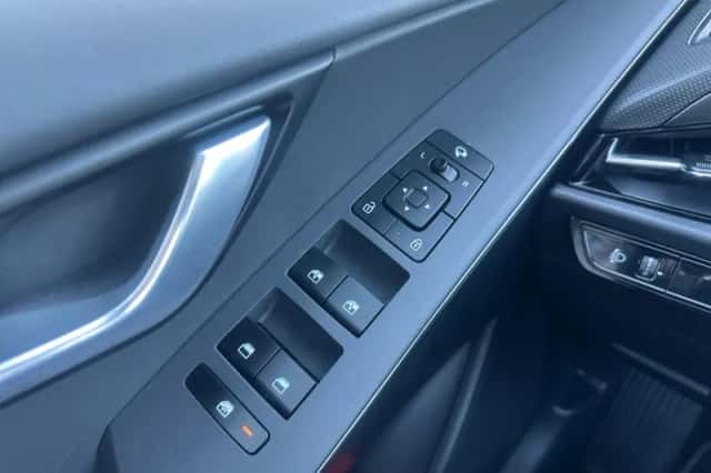 Kia Niro (2024) thumbnail 26