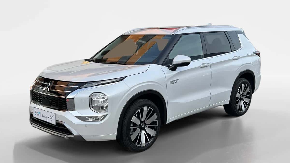 Mitsubishi Outlander (2026) — foto 1