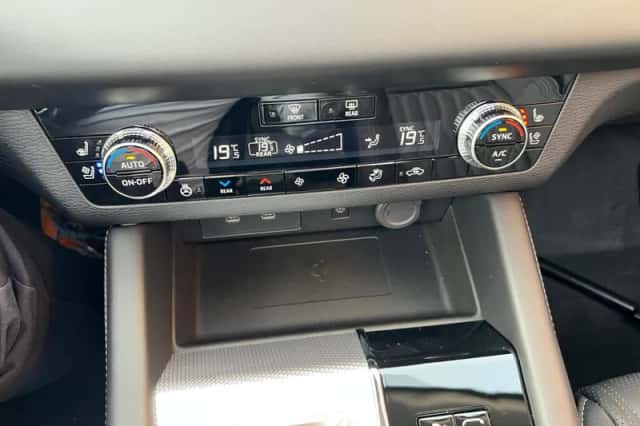 Mitsubishi Outlander (2026) thumbnail 26