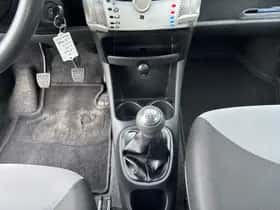 Peugeot 107 (2013) thumbnail 13