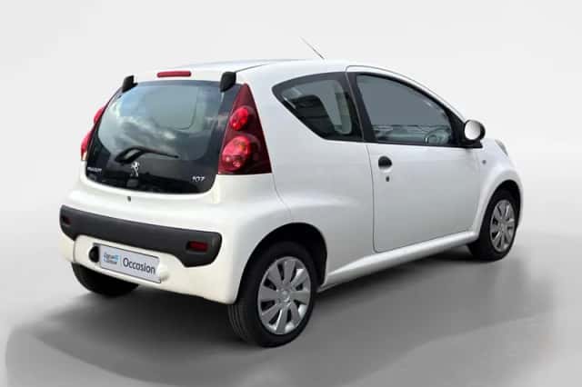 Peugeot 107 (2013) thumbnail 4