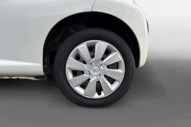 Peugeot 107 (2013) thumbnail 8