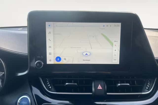 Toyota C-HR (2023) thumbnail 22