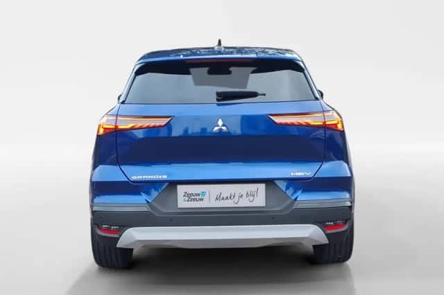Mitsubishi Grandis (2026) thumbnail 6