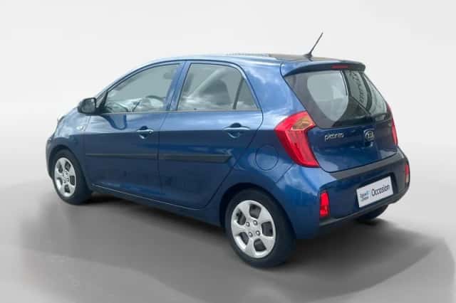 Kia Picanto (2015) thumbnail 6