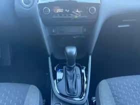 Toyota Yaris Cross (2025) thumbnail 12