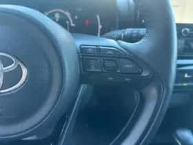 Toyota Yaris Cross (2025) thumbnail 18