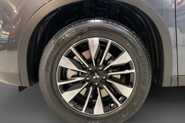 Mitsubishi Outlander (2026) thumbnail 9