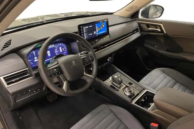 Mitsubishi Outlander (2026) thumbnail 10