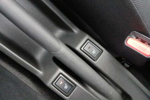Suzuki Swift (2025) thumbnail 14