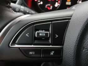 Suzuki Swift (2025) thumbnail 8