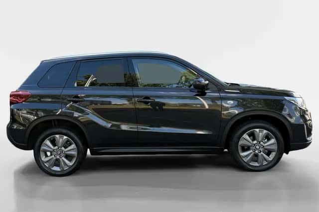Suzuki Vitara (2024) thumbnail 4