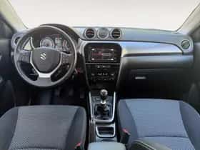 Suzuki Vitara (2024) thumbnail 8