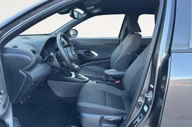 Toyota Yaris Cross (2023) thumbnail 13