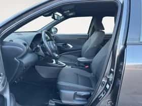 Toyota Yaris Cross (2023) thumbnail 13
