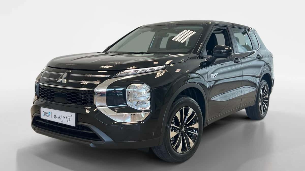Mitsubishi Outlander (2026) — foto 1
