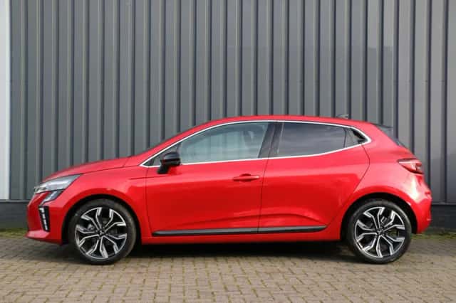 Mitsubishi Colt (2024) thumbnail 4