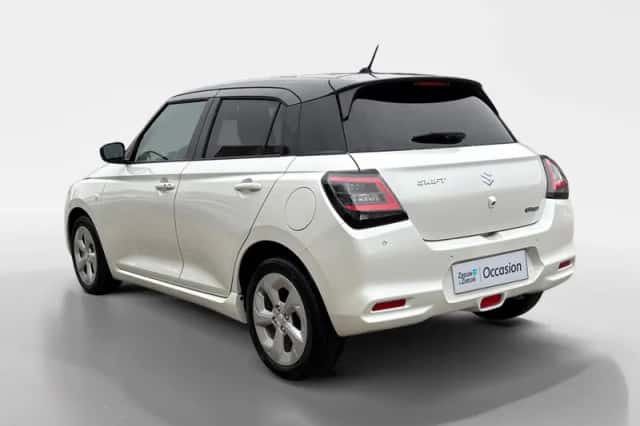 Suzuki Swift (2025) thumbnail 6