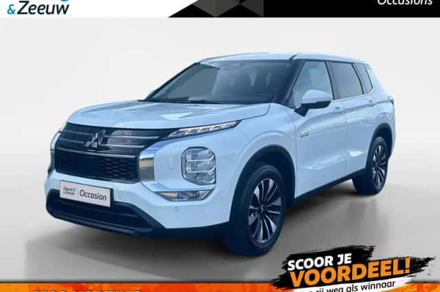 Mitsubishi Outlander (2025) thumbnail 1