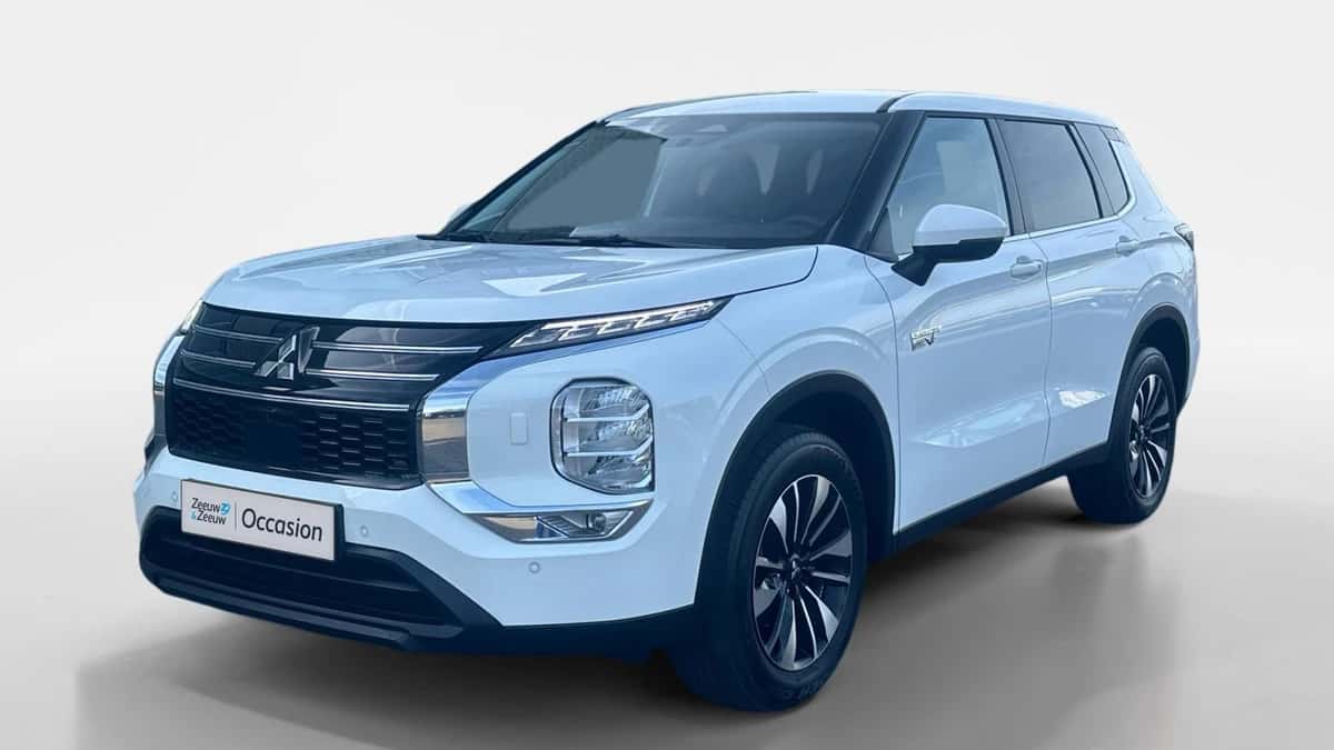 Mitsubishi Outlander (2025) — foto 1