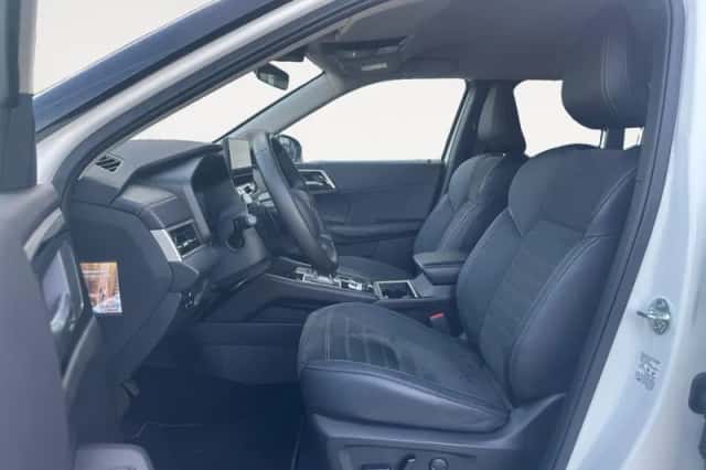 Mitsubishi Outlander (2025) thumbnail 13