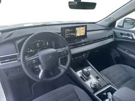 Mitsubishi Outlander (2025) thumbnail 17