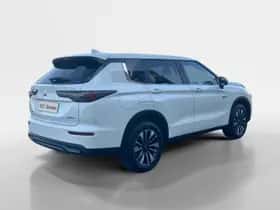 Mitsubishi Outlander (2025) thumbnail 4