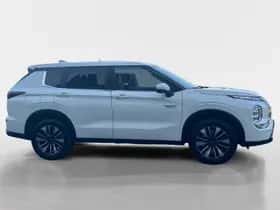 Mitsubishi Outlander (2025) thumbnail 7