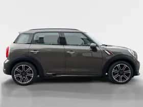 MINI Countryman (2014) thumbnail 3