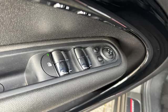 MINI Countryman (2014) thumbnail 24