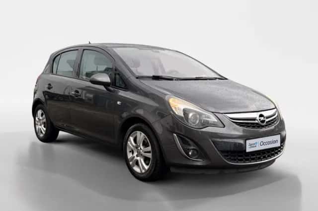 Opel Corsa (2012) thumbnail 4