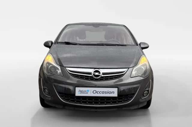 Opel Corsa (2012) thumbnail 5