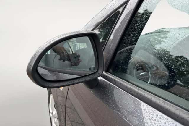 Opel Corsa (2012) thumbnail 6
