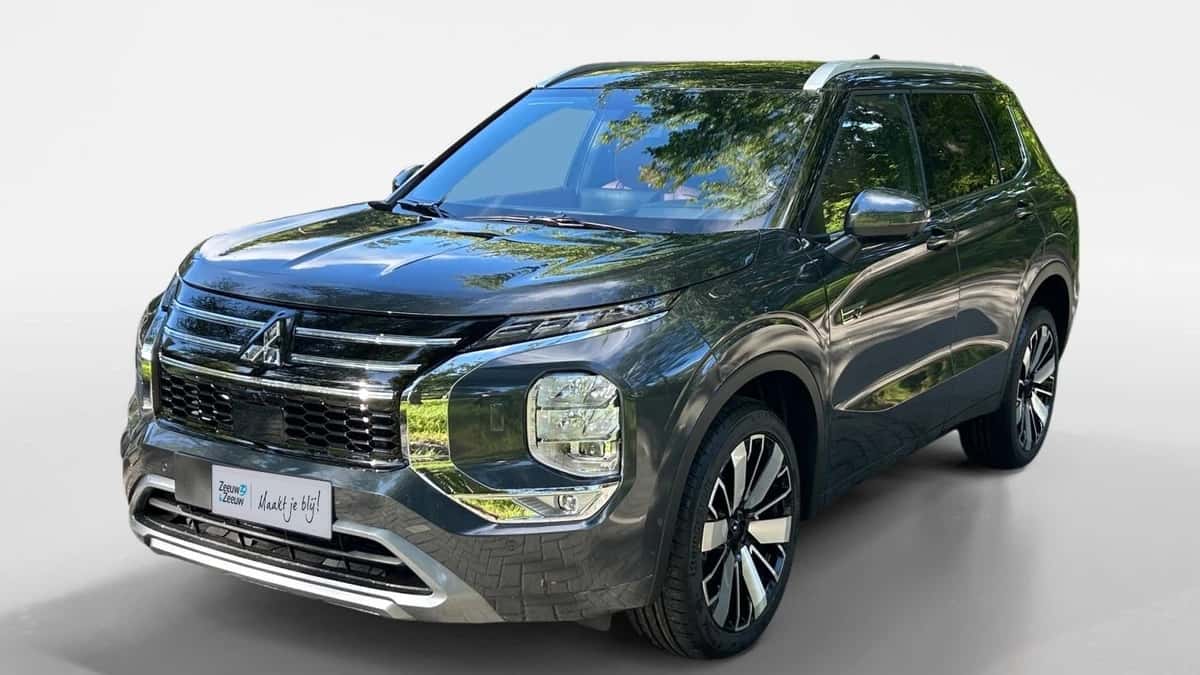 Mitsubishi Outlander (2026) — foto 1