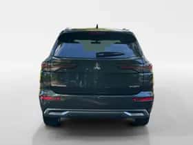 Mitsubishi Outlander (2026) thumbnail 5