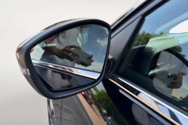 Opel Corsa-e (2022) thumbnail 5