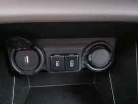 Suzuki Swift (2025) thumbnail 27