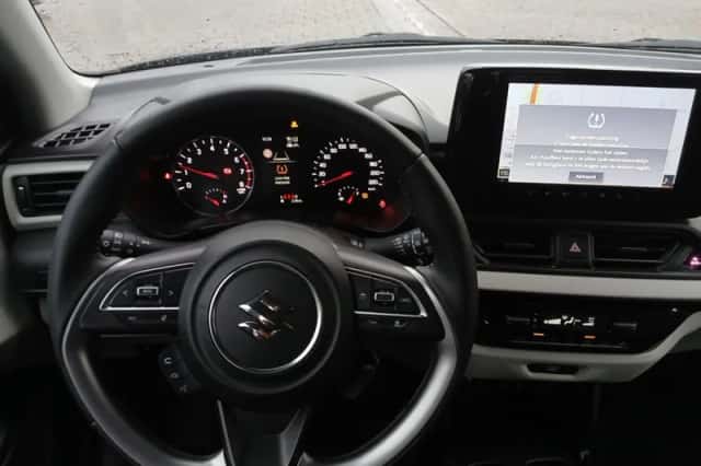 Suzuki Swift (2025) thumbnail 28