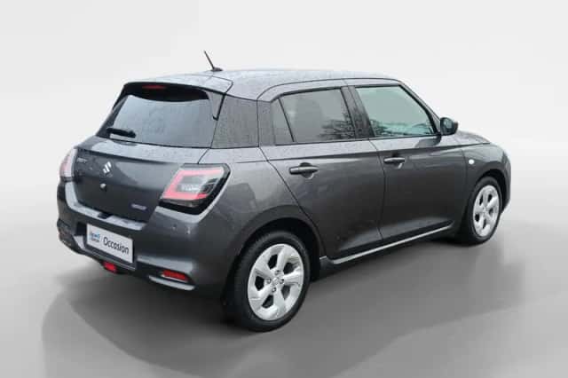 Suzuki Swift (2025) thumbnail 4