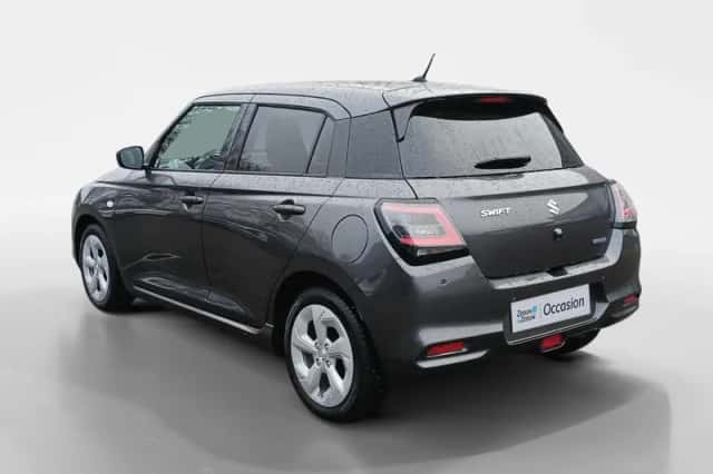 Suzuki Swift (2025) thumbnail 8