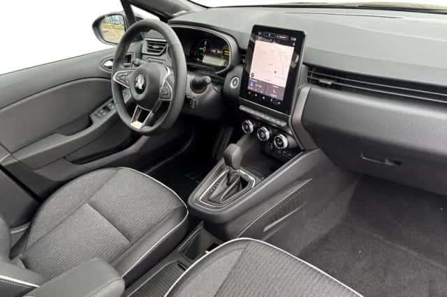 Mitsubishi Colt (2025) thumbnail 3