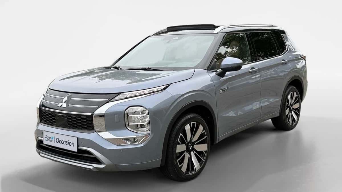 Mitsubishi Outlander (2025) — foto 1
